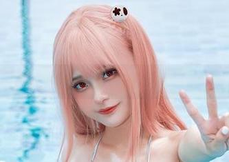 每次点开Azami的修女美图，都觉得壁纸不如直接装入心中！