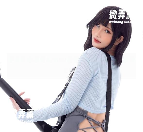Azami 宇崎花泳装和Azami的意外碰撞,这波资源辣么好!