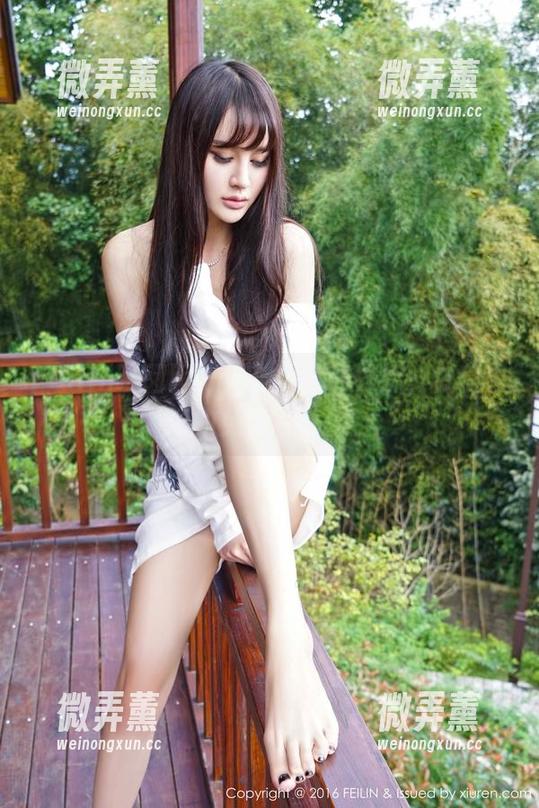 Feilin嗲囡囡-娜依灵儿 Feilin嗲囡囡 - 娜依灵儿的妹妹,低价入场的免费写真秀!