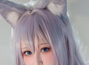 这款定制毛衣——KANEKO咔喵作品，软软的，萌萌的，爱不释手