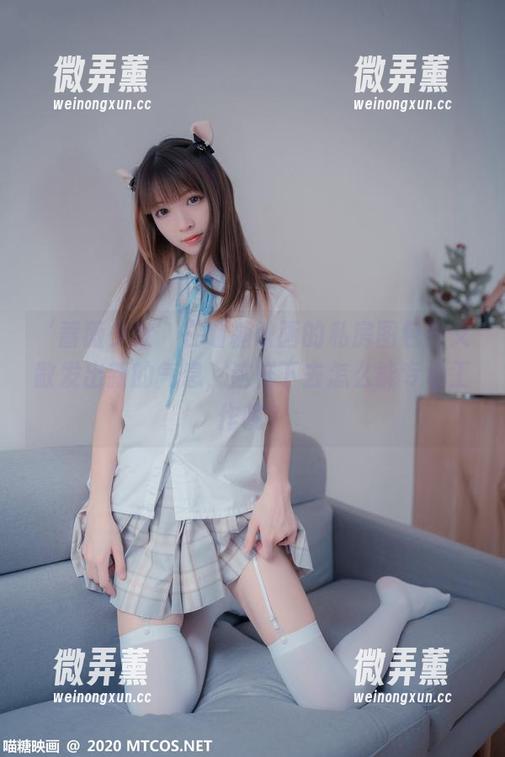 ‘蔷薇少女’在喵糖映画的私房图包里又散发出新的气息，这样下去怎么能专心工作呢？