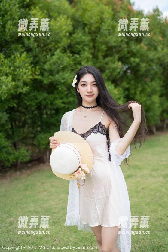 MiStar魅妍社-王婉悠Queen MiStar魅妍社 - 大家快来瞧瞧,王婉悠Queen的连体衣在图库里的绝美亮相!