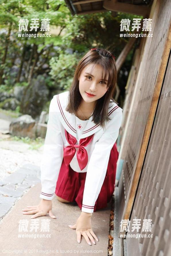 MyGirl美媛馆-伊小七MoMo MyGirl美媛馆 - 大家快来图库,伊小七MoMo校服写真有猫腻哦!