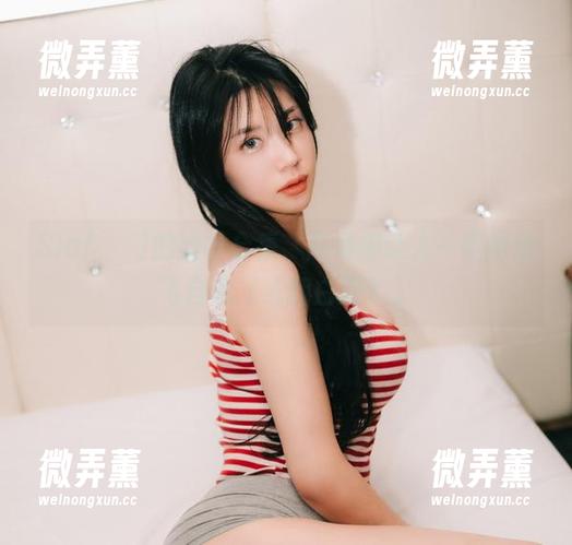 Sia(시아)的婚纱合集，高清得让人一瞬间放飞自我（或翻白眼）。