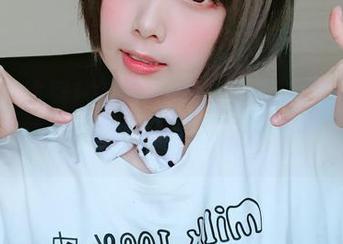 少女心炸裂！高清黑丝美图，Tomiko(とみこ)来挑战我的审美极限！