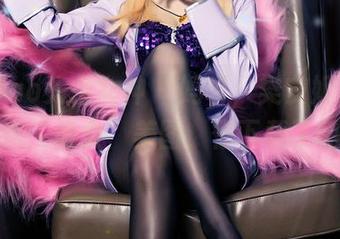 TouTiao头条女神 – 妈呀，樊安妮又来了！这“修女”美图，你下载了吗？