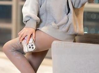 XIAOYU语画界 – 李丽莎的白丝写真，图集中一点小小的叛逆