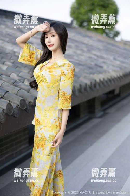 XIAOYU语画界 - 程程程的黑白写真精选，简约得让人眨眼几次。