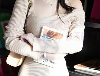 Xiuren秀人网 – 一言不合就夏天，Mila豆嘟嘟来一波高清图集，够不够“照片之夏”？