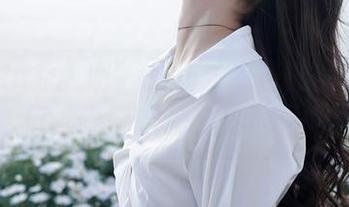 Xiuren秀人网 – 一场没有目的的纯白旅行，噜噜妞儿的精选见闻