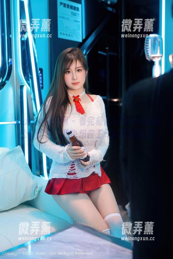 Xiuren秀人网-杨晨晨Yome Xiuren秀人网 - 看完杨晨晨Yome的办公室图包,我也想在工作间里耍花样