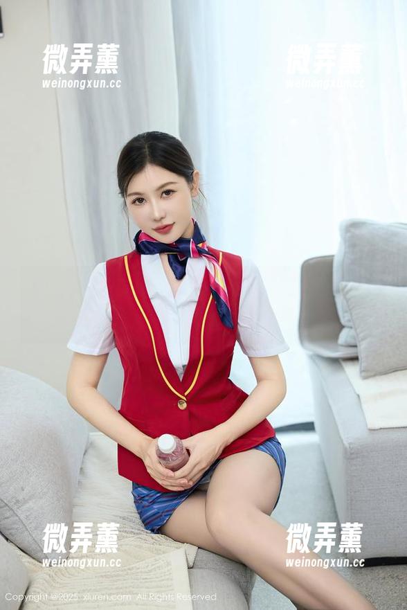 Xiuren秀人网-米妮大萌萌 Xiuren秀人网 - 穿上连体衣,米妮大萌萌的私房物语请上车!