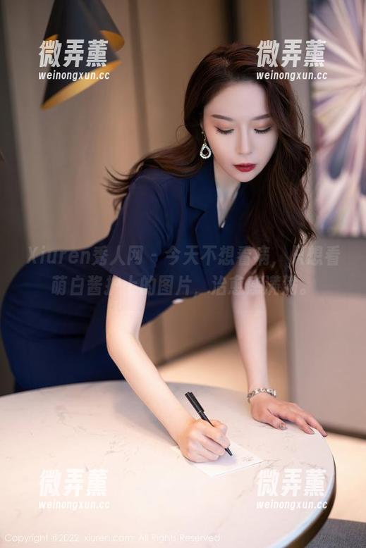 Xiuren秀人网-萌白酱 Xiuren秀人网 - 今天不想看病,只想看萌白酱护士的图片,治愈感满满。