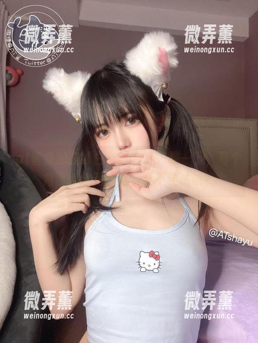 at鲨鱼 at鲨鱼的在线白衬衫合集:跳一下,每个角度都恰到好处,要不要试试?