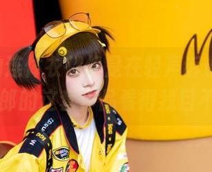 每一投的连体衣都像是在轻声诉说，kitaro绮太郎的这套作品看得我目不转睛。