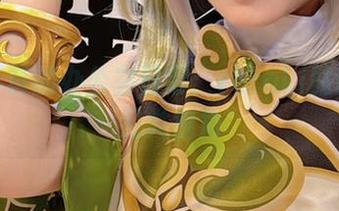 高清写真的办公室日常：roroki骷髅姬的另类视角