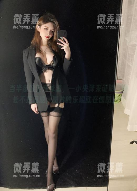 当半条腿变成泳道，一小央泽来证明，腿长不是问题，图片的乐趣就在原图里！