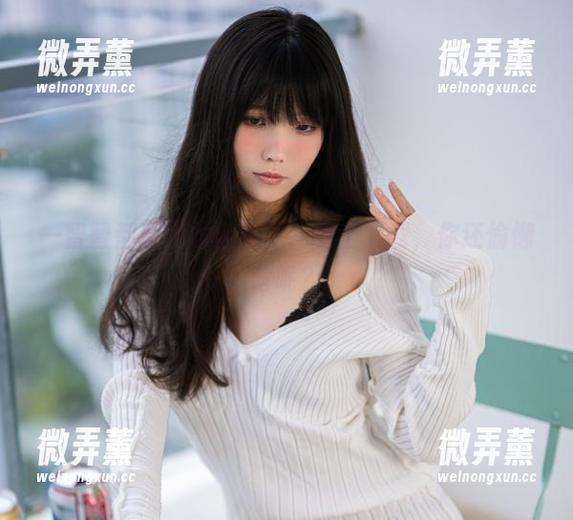 一智智 一智智都出黑丝全套了,马上下载,你还偷懒啥呢?