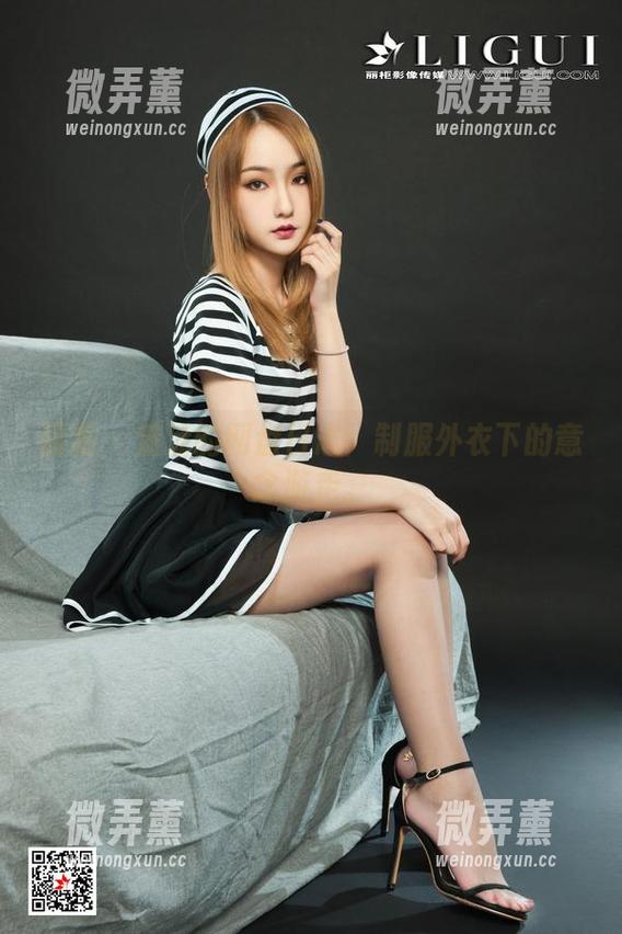 丽柜-潘潘 丽柜 - 潘潘的网盘日志:制服外衣下的意念游走。