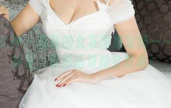 克拉女神 – 嘉萌的女友图集定制——甜到掉牙，但别指望她会煮食！