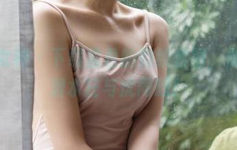 克拉女神 – 下载孟君的豹纹套图，做一天潜水狂与虎同眠！