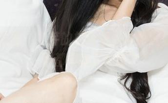 克拉女神 – 小芹的旗袍秀，免费送你美图，别都逃跑了好吗？