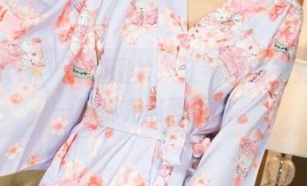 克拉女神 – 最新图片：江琴的内衣秀，每一幕都充满画面感。