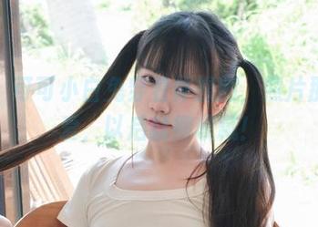 高清！可可小白兔穿着体操服，照片那么可爱，以后就得收藏！
