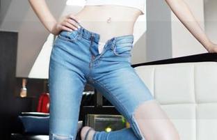 嗲囡囡 – 张俊佳的吊带让我想到小时候爸爸的围裙——赶紧看原图，写真也要顾好情绪！