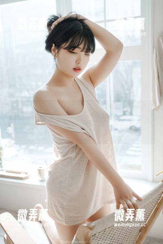 选最美的宋哈娜(송하나)吧，然后给她的照片点赞，随便瞎说这是个人审美，实乃ArtGraviaVOL.201！