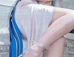 滚动更新！宫本樱的比基尼套图，直击我的审美底线（又被惊艳到了）。