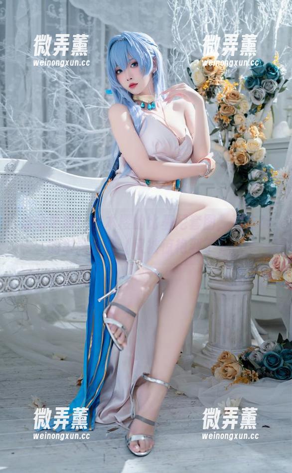 宫本樱 滚动更新!宫本樱的比基尼套图,直击我的审美底线(又被惊艳到了)。