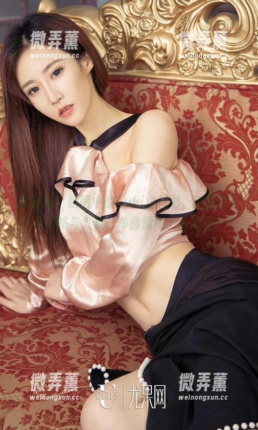 尤果网 - 原图中的Yuki白衬衫，精选了多少性格与气质，单曲循环了心头好？