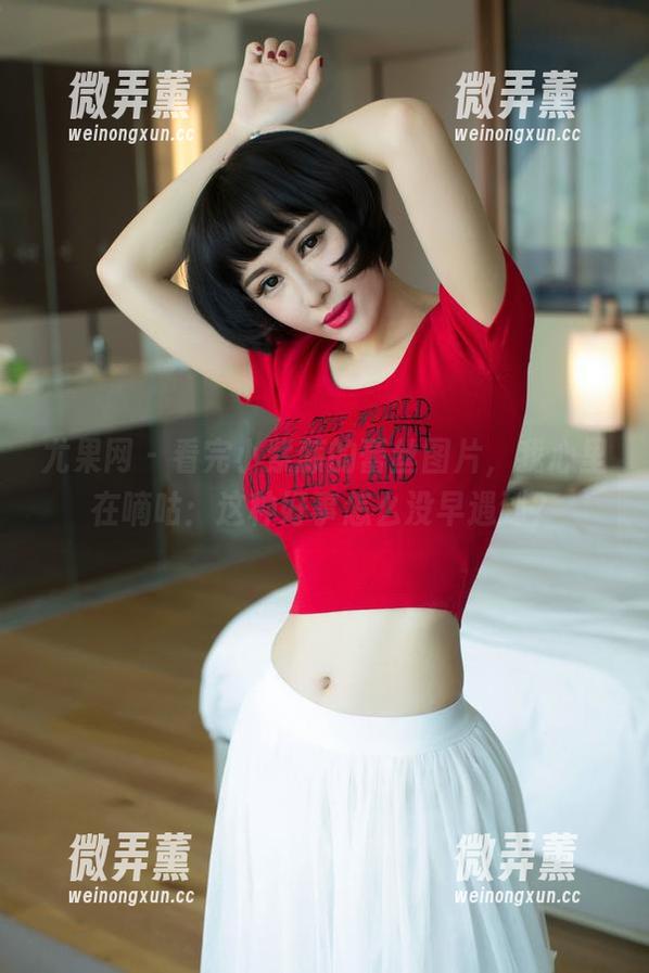 尤果网 - 看完小紫藤的蕾丝图片，我心里在嘀咕：这种好事怎么没早遇到？