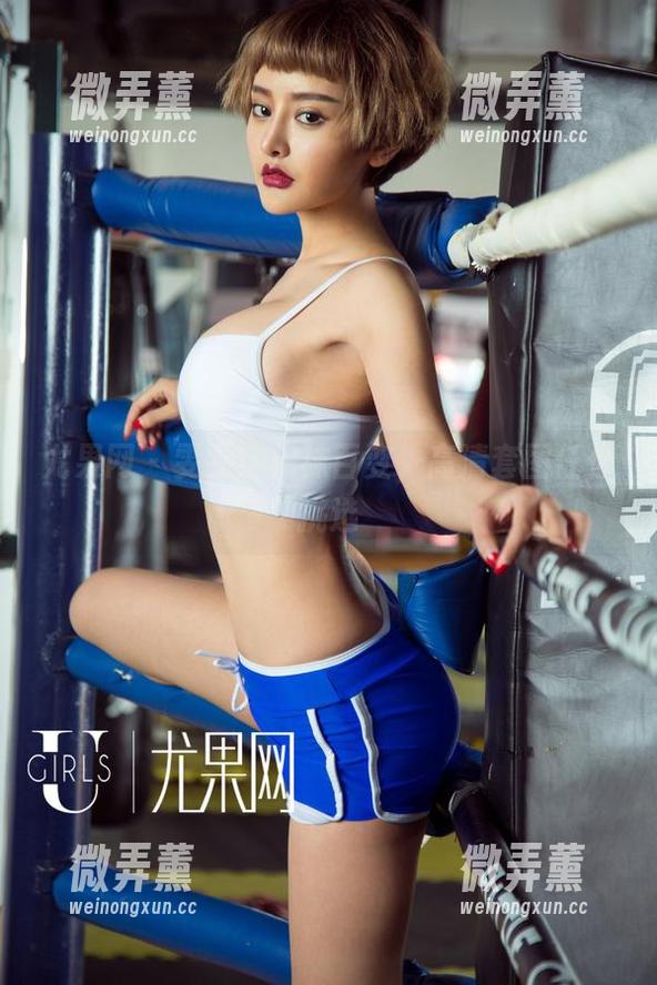 尤果网-雯雯 尤果网 - 雯雯:棉袜百变,高清套图任你挑选