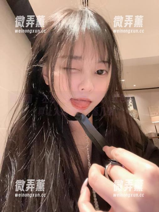 左公子666 微密圈 - 左公子666这一辑,红色的桃,真让人忍不住多看几眼。