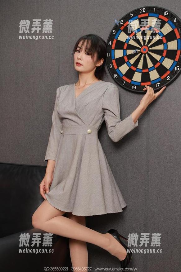 异思趣向 - 午间时光里的诗意：小九的原图悄然更新，带点小小曖昧…