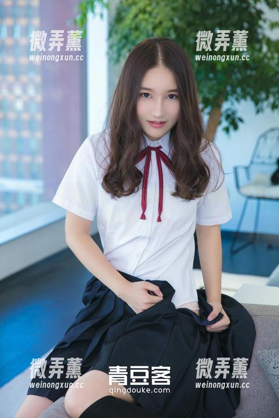 推女神-苏糯米Mi 推女神 - 图集来了,苏糯米Mi的脚美得我直想咬一口。