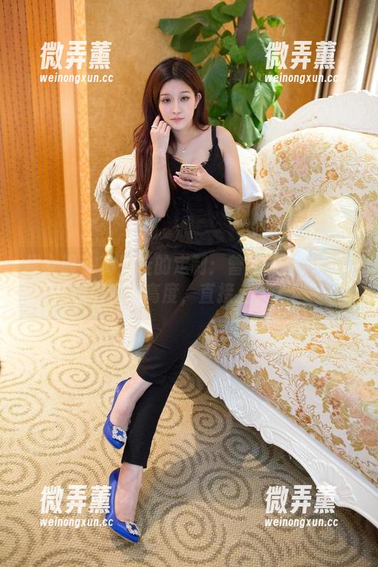 推女郎 - 高跟鞋的定制：曾水在图片里又美出了新高度，直接上天了！