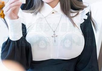 星颜社 – 翻开李丽莎的最新写真集，她的日常居然还藏着种小趣味。