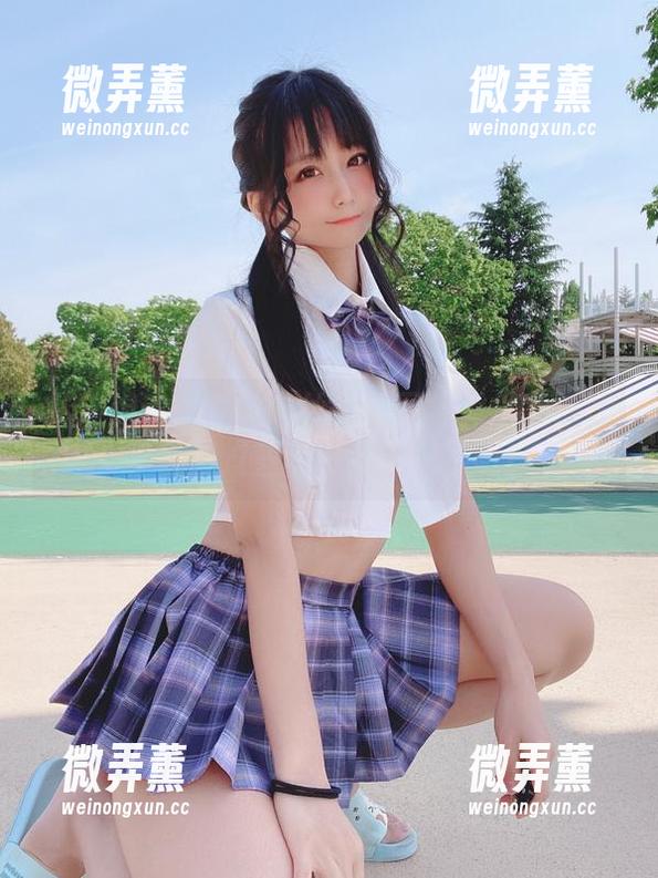 从未想过柳丸的白丝私拍图包竟然能让我停留超过三秒…太会玩了吧！