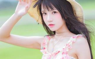 桜桃喵红裙迷惑操作，等着作品集更新的我好焦虑