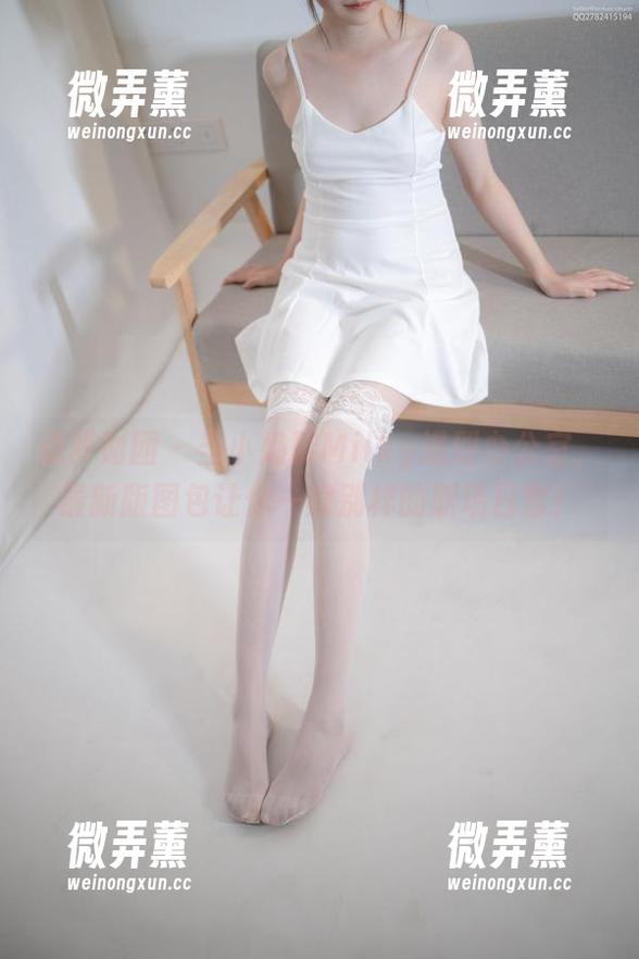 森萝财团-小奶糕Milky 森萝财团 - 当小奶糕Milky遇到办公室,最新版图包让你一窥别样的职场日常!
