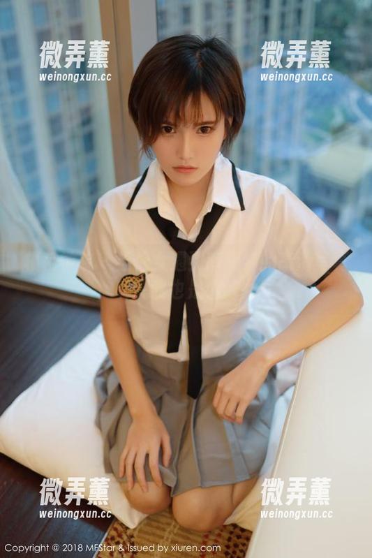 模范学院 - 当修女遇到南晓梦的高清写真，妄想我也是个修女！