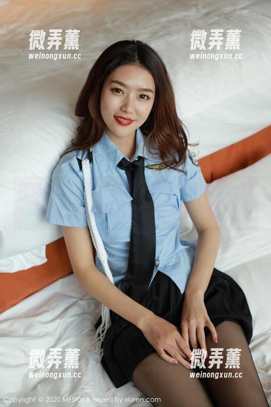 模范学院 - 短裙拯救了唐琪儿Beauty的私拍，我毫无抵抗力，果断沦陷！