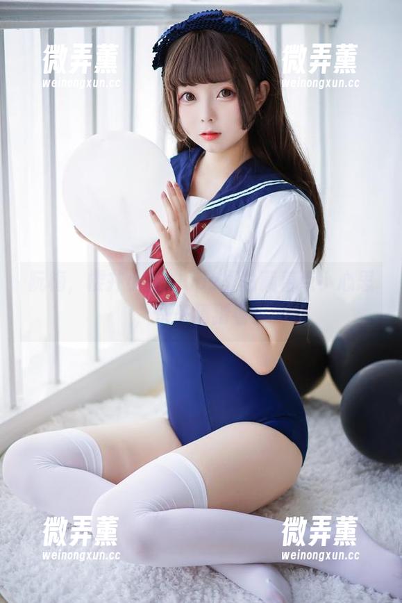 阮梅，樱井小莜的cos里总藏着点小心思，快来猜猜看。