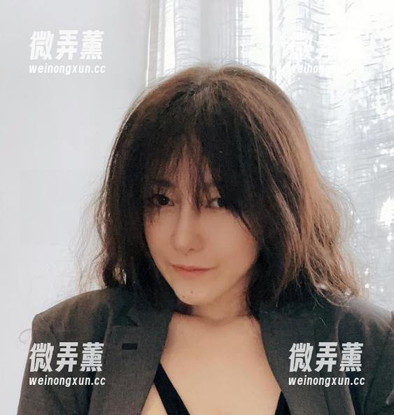 樱晚gigi 观看樱晚gigi的图包,晶莹如此,让我感受到了艺术与肥宅快乐的微妙结合。