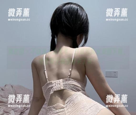 火龙果羊 微密圈 - 不愧是火龙果羊,日系死库水美图下载,感觉夏天都提前来了呢!