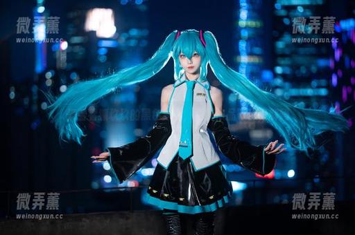 狐玖玖 来看看狐玖玖的黑色梦境,免费作品等你来解码