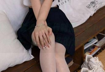 甜予摄影 – 璇璇的银行制服：我hanginthere，期待更多的分享吧！